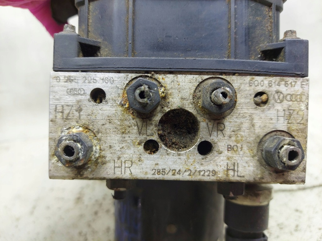 фото №7, Насос abs 0265950073 6q0614517e skoda fabia vw polo iii