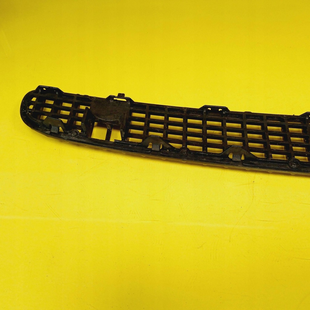 Решітка бампера / впуск повітря на капот bmw 3 e46 51138208484 nr67 Недорого