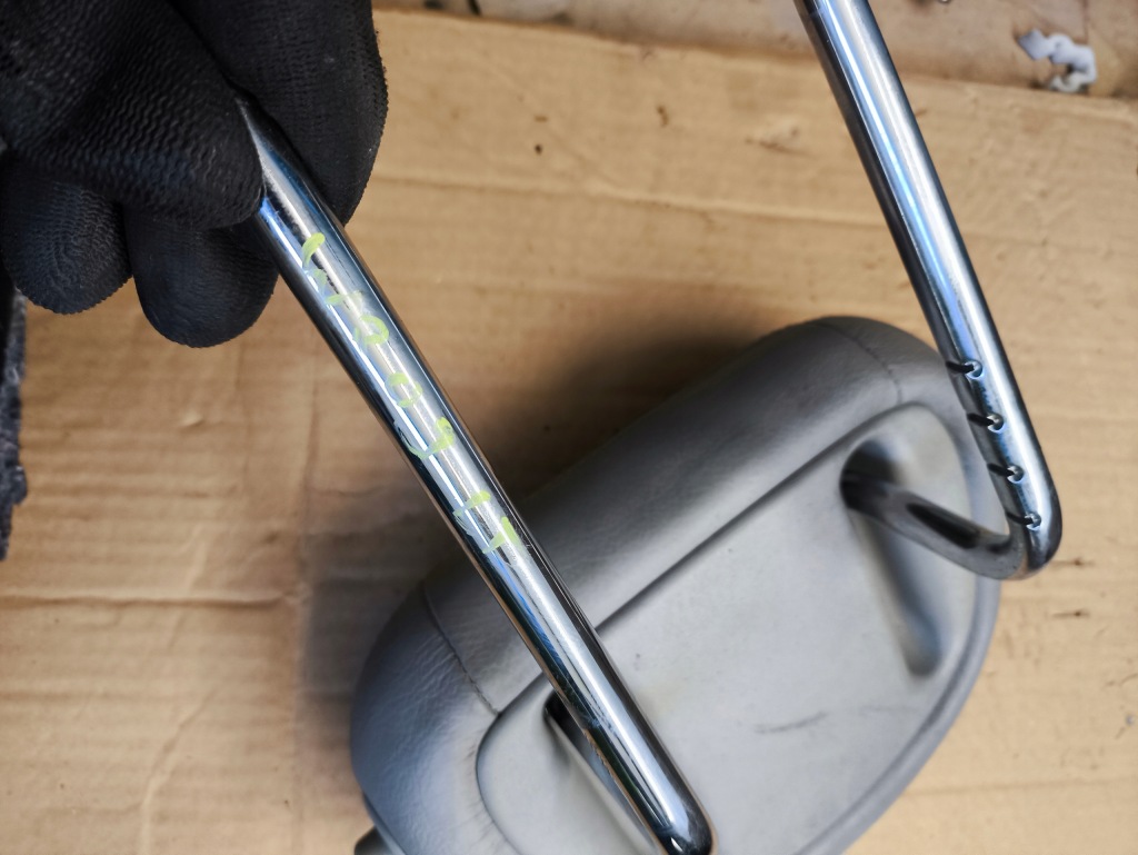 Mercedes w209 mercedes w209 подголовник сиденье левое  задняя ? в Украине