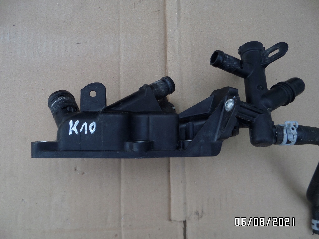 Dacia renault 0.9 1.2 tce патрубок води 110606217r Оригінал