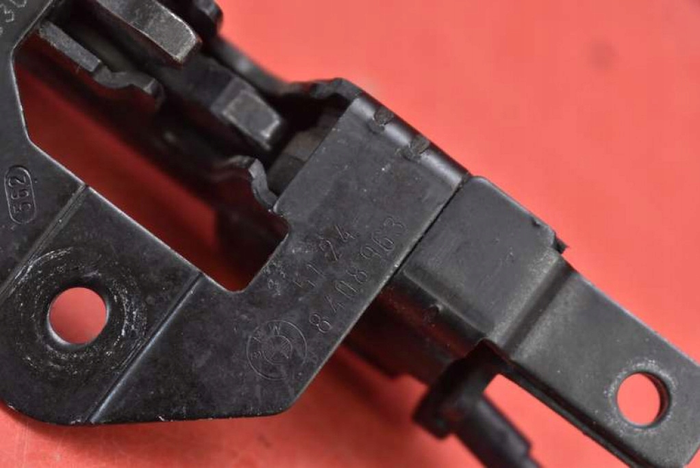 фото №5, Замок засувка борти лівий 8408963 bmw x5 e53 03-06