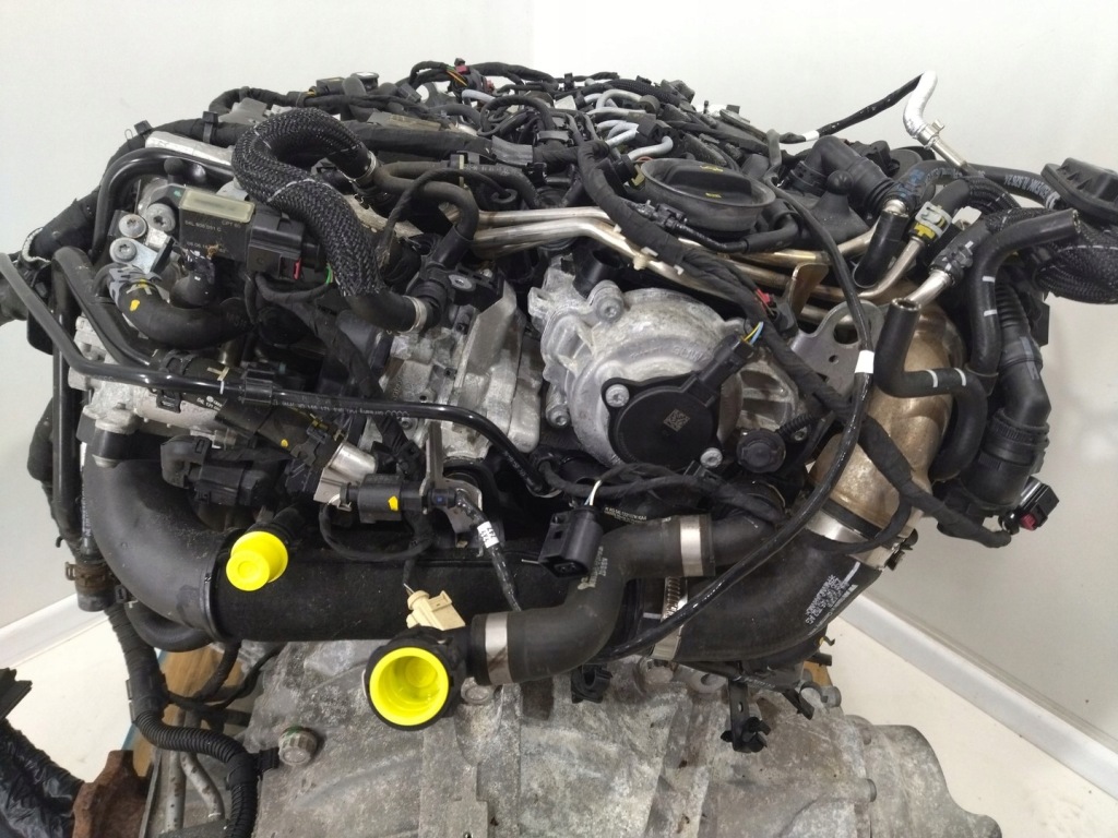Двигатель комплектный  2.0tdi kod : cnh cnha описание : 14km audi a4 a5 a6 a7 с Разборки