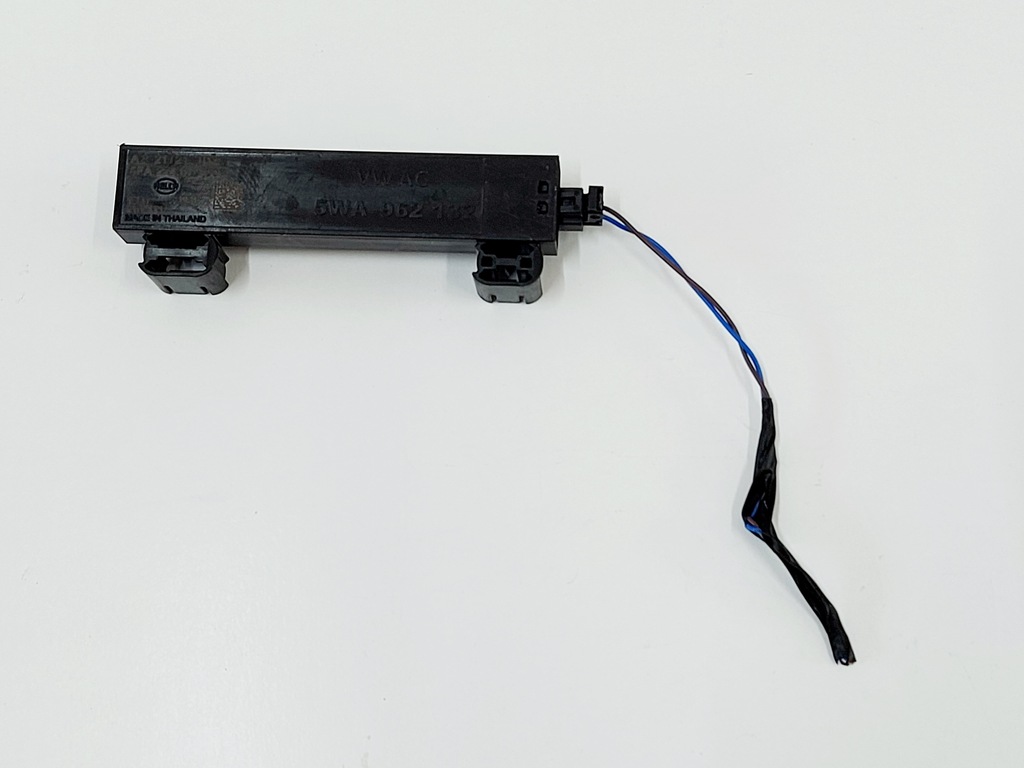 фото №1, Audi a3 8y модуль усилитель антенны 21r.