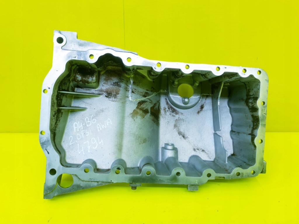Поддон масла масляная audi a4 b6 b7 a6 c5 2.0 fsi awa с Разборки