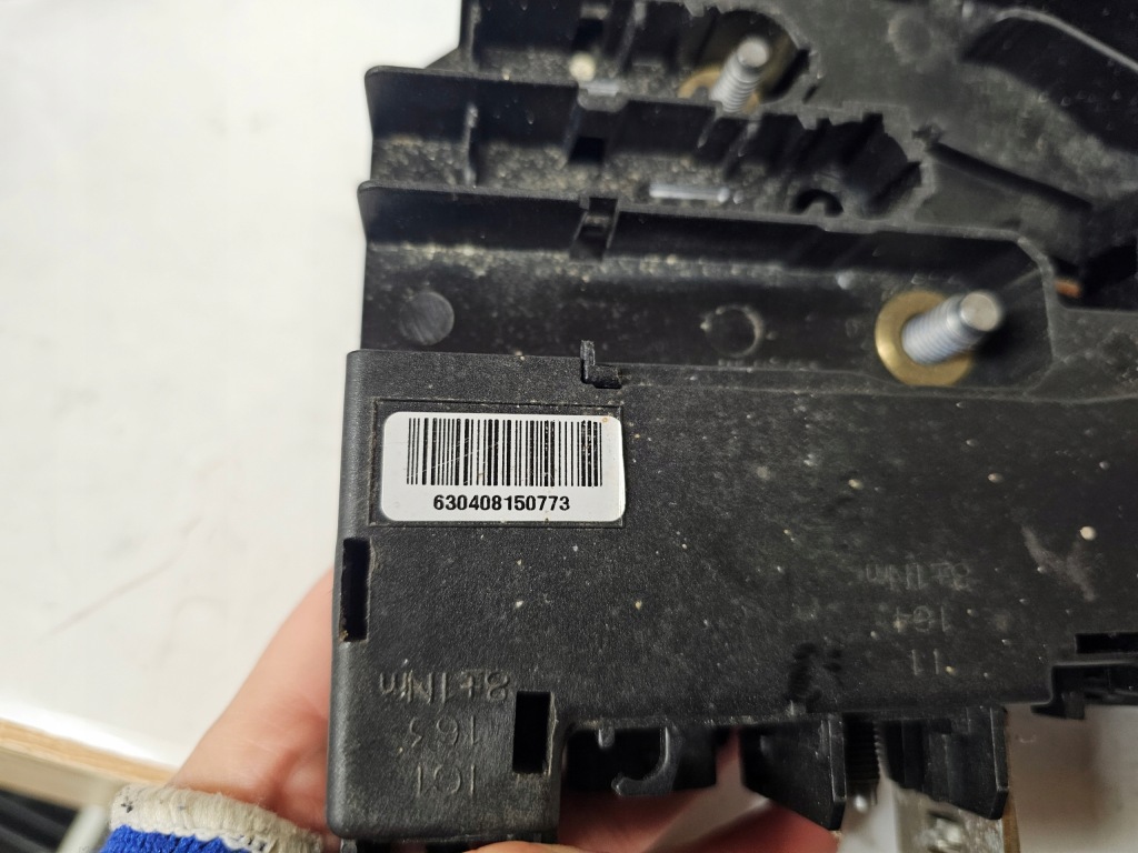 Mercedes e-klasa w212 клемма плюсовая модуль аккумулятор a2125407250 Недорого