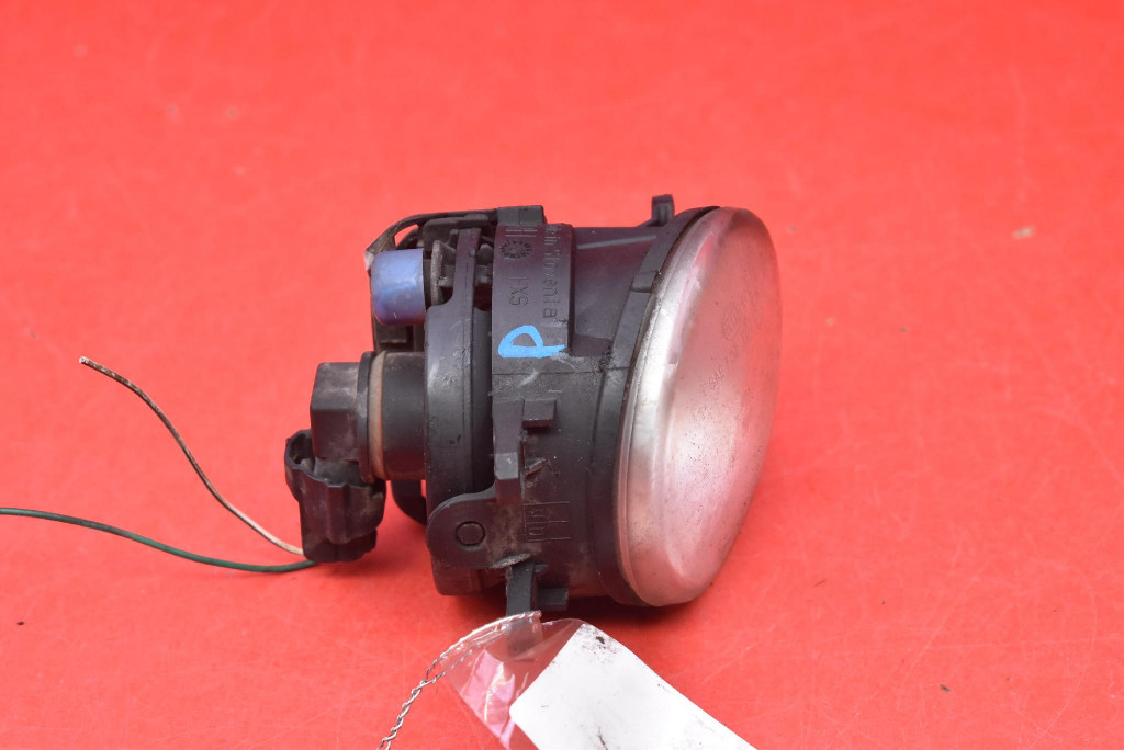 фото №4, Протитуманна фара правий перед передній 1n0271514-02 toyota corolla verso 2 ii 04-09