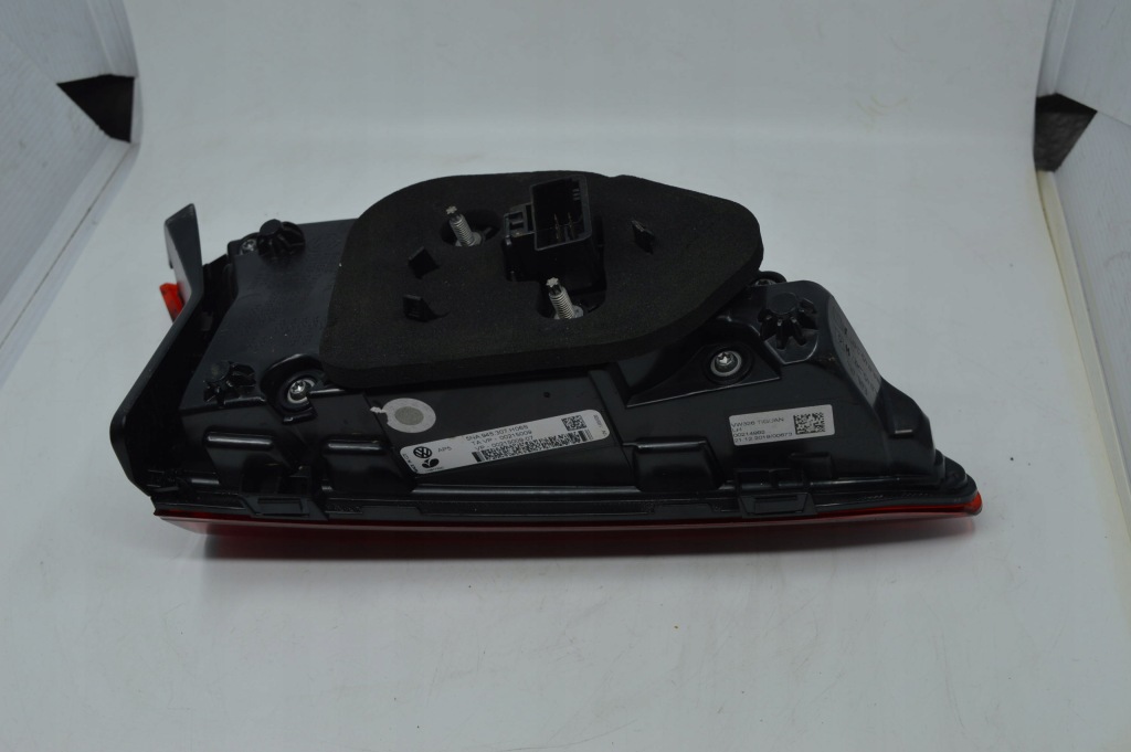 фото №15, Vw tiguan ii 2016-2022 лампа задняя левая внутренняя iq light 5na945307h