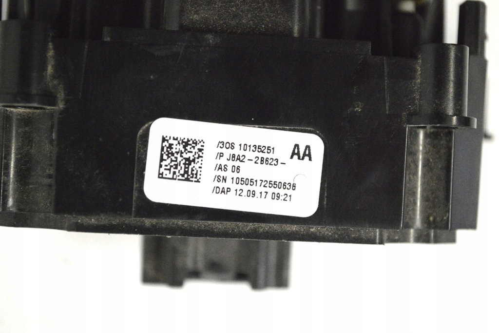 фото №6, Range rover velar 3.0 d 2018 rhd перемикач гальма стояночного