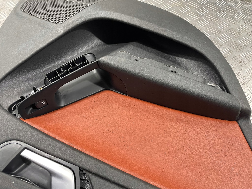фото №7, Обшивка дверь левый задняя audi a4 b8 кожа
