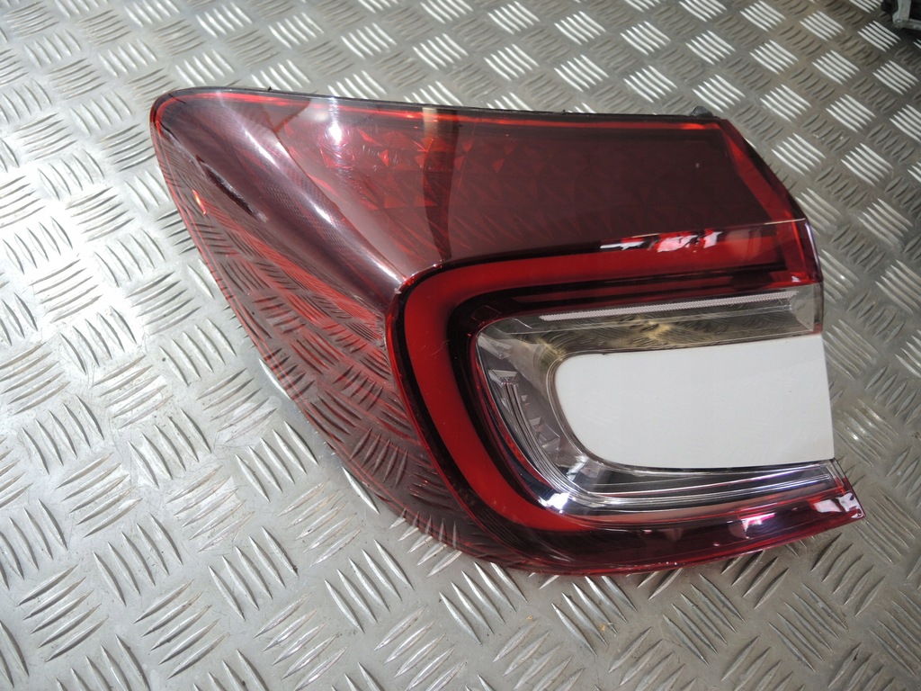 фото №1, Idealna лампа левый задняя renault captur ii europa 26555698r high