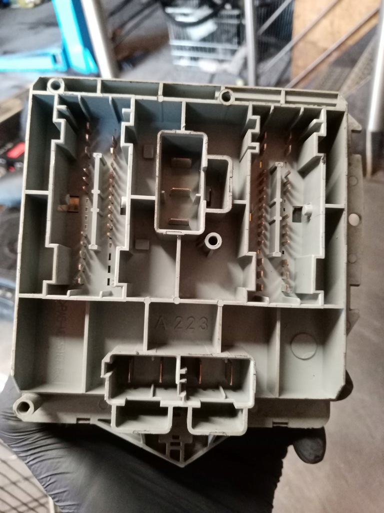 фото №4, Коробка предохранителей alfa romeo gt 1.9 jtd 51742420