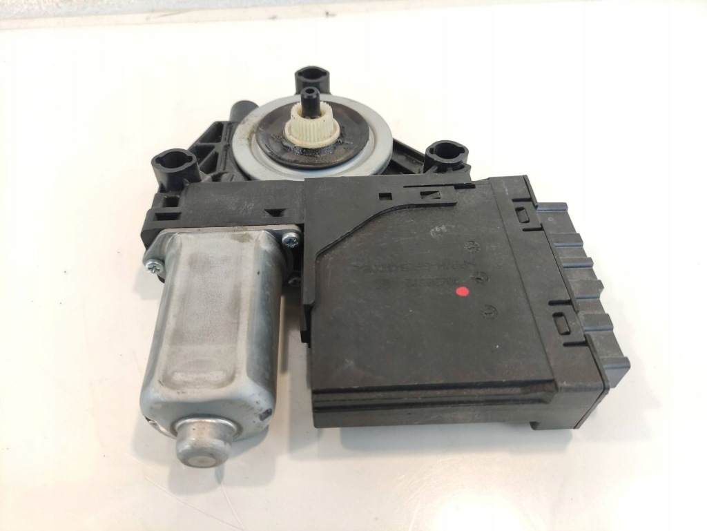 Volvo v60 моторчик подъёма стекло 31674757 Киев