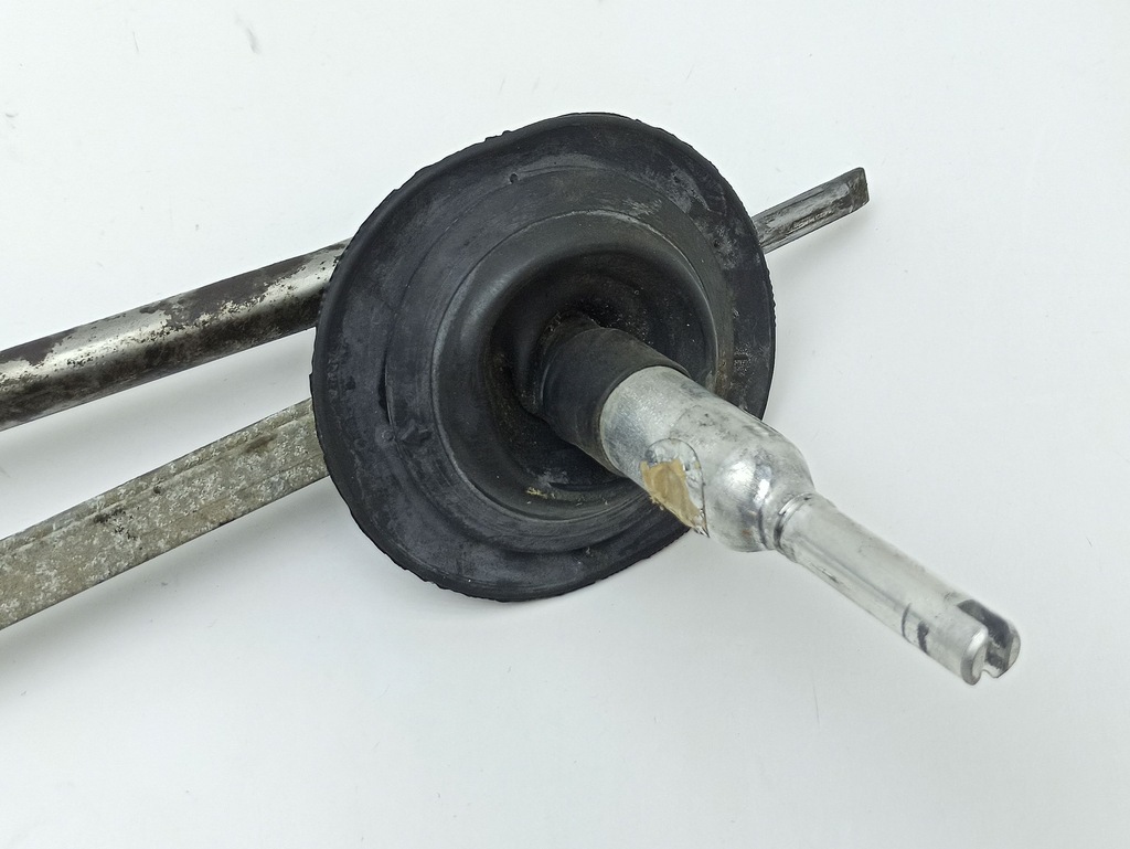 фото №11, Bmw z4 e85 e86 2003 домкрат перемикання передач / верхній