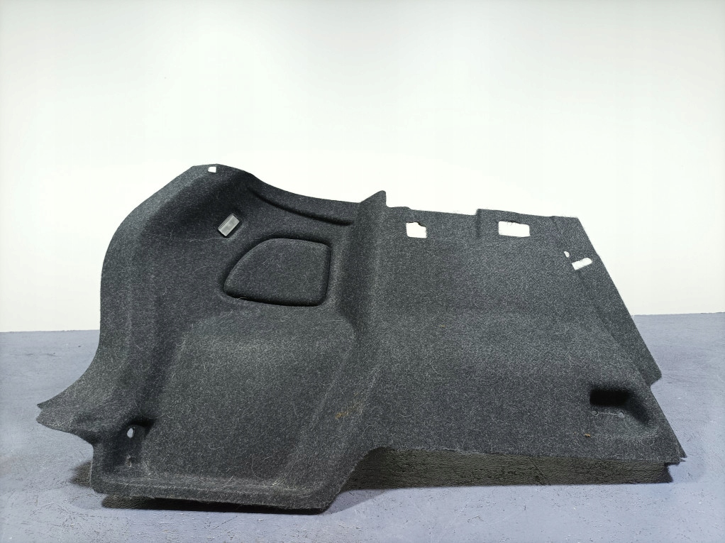 фото №1, Volvo xc40 i lift оббивка обшивка багажника лівий 31440891