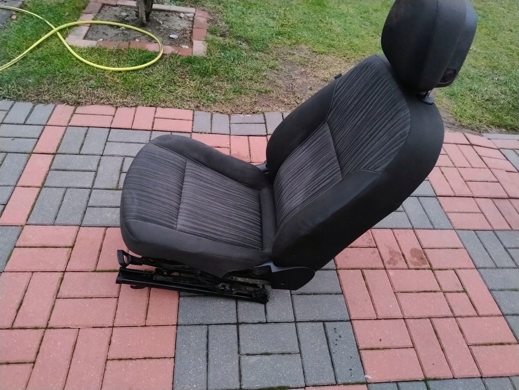 фото №5, Сиденье пассажира opel astra j