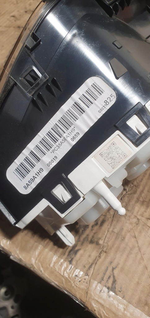 Счетчик приборы спидометр 1.2thp uk ang peugeot 2008 i рестайлинг  9822915980 Цена