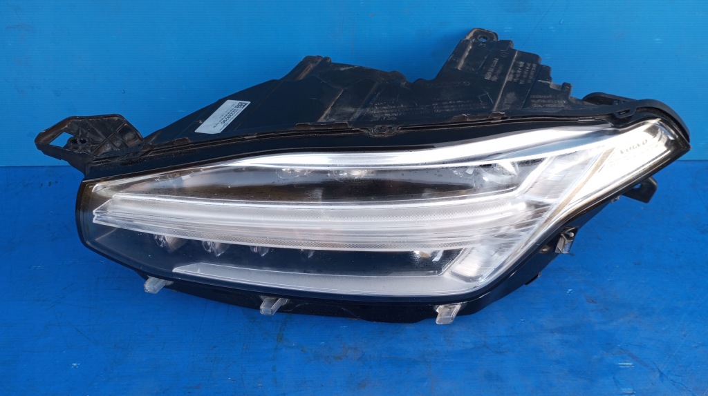Volvo xc90 рестайлінг  full led фара лівий перед 32228296 Київ