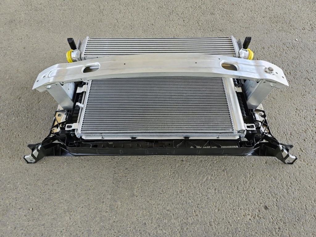 фото №16, Комплект радіатор вентилятори pas передній балка audi s4 b9 8w 3.0 tdi