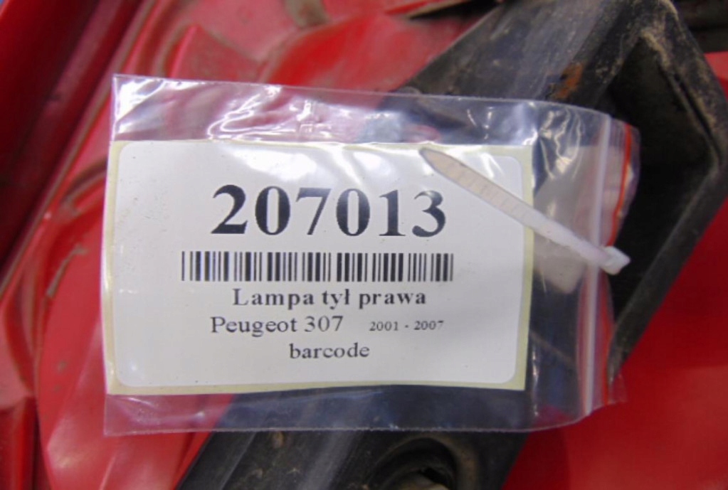 фото №8, Peugeot 307 лампа задняя правая