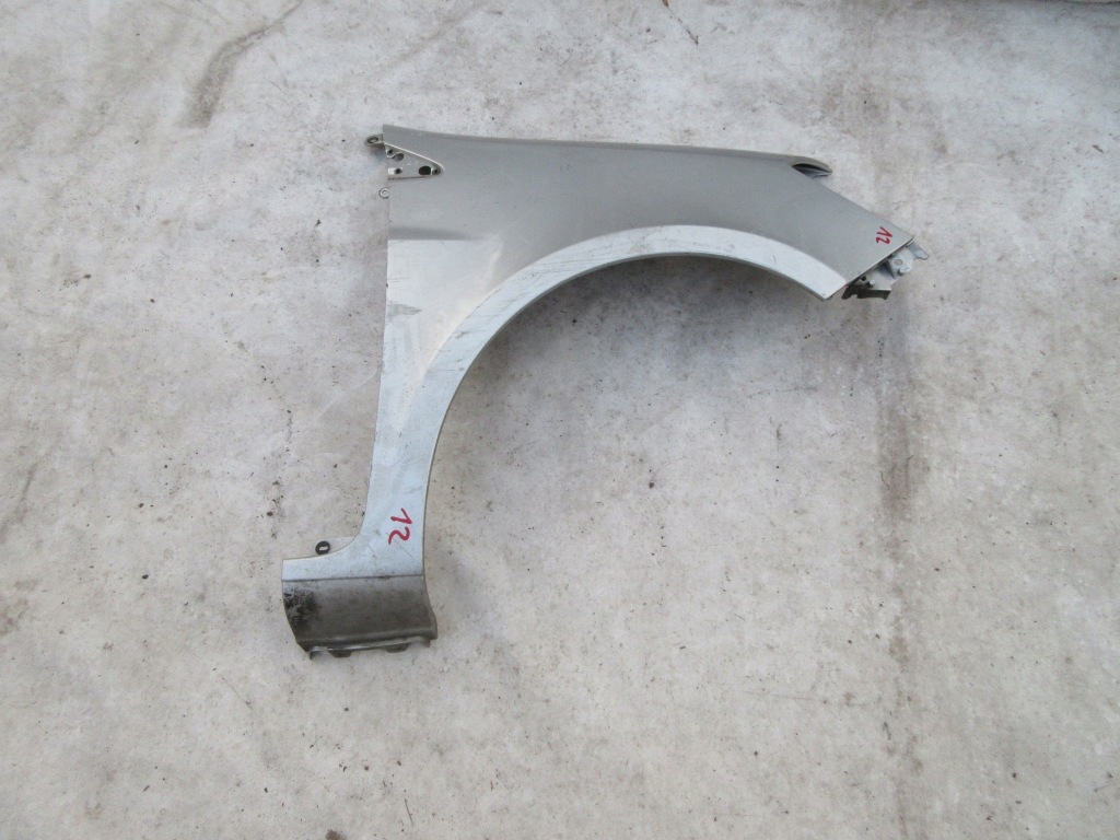 Купить Крыло  правый  renault clio 3 185