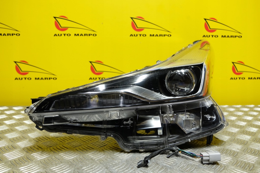 фото №3, Toyota prius 2019- фара лампа перед full led l usa