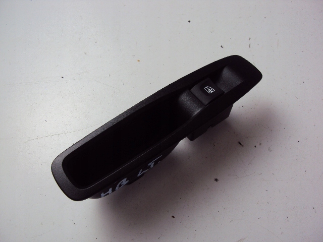 фото №1, Панель скло правий лівий задня renault megane iv hb