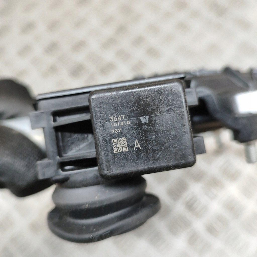 фото №9, Toyota bz4x 2024 задняя сторона левая электрический подъемник стекло дверь задних