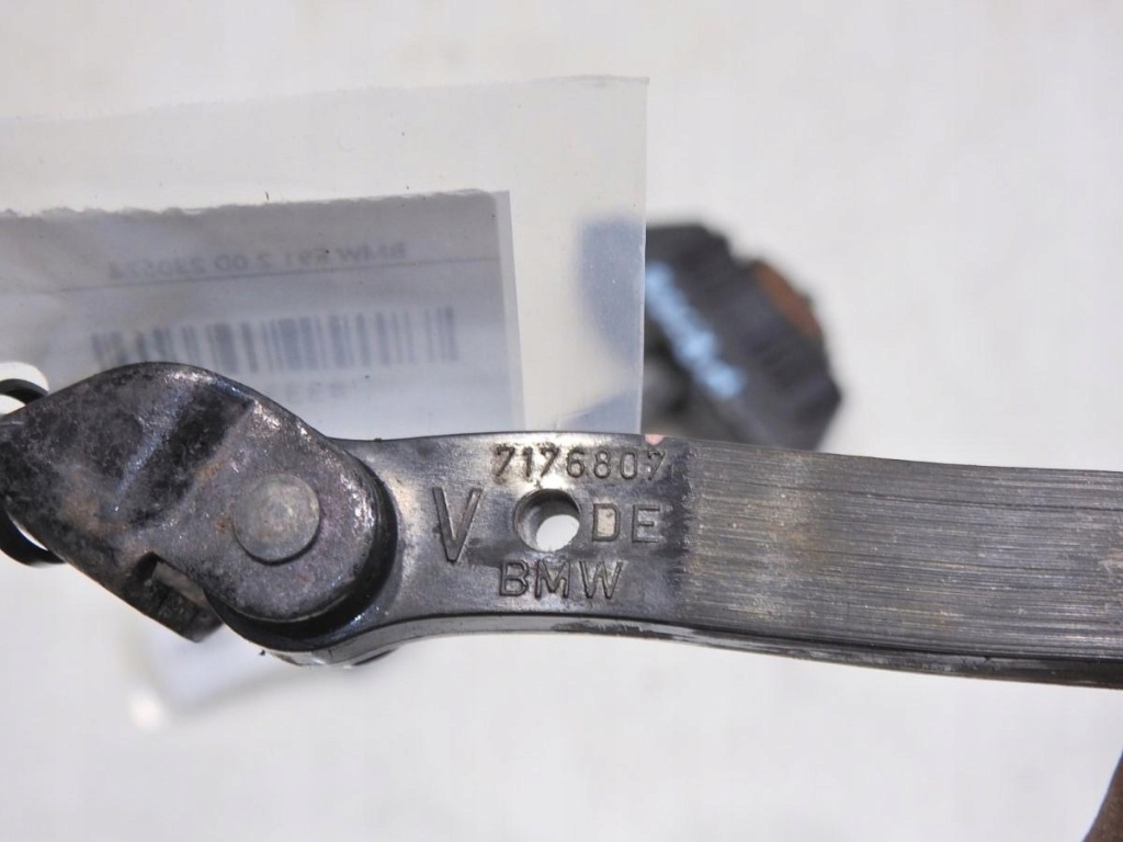 фото №6, Ограничитель дверь перед bmw 3 e91 7176807