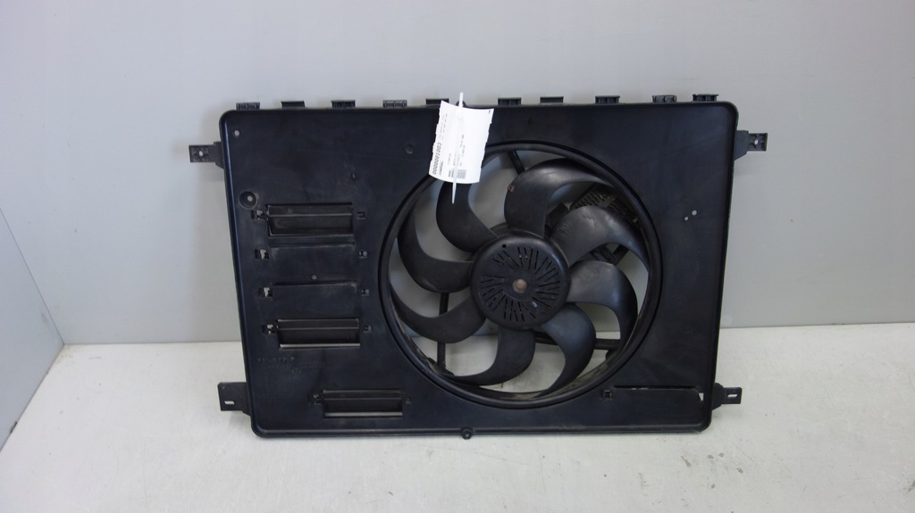 фото №1, Volvo вентилятор вентилятор 31305135