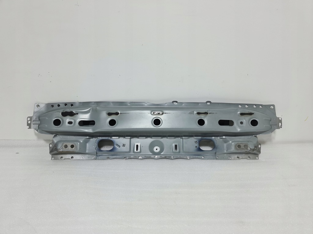 фото №2, Toyota ch-r 16- обшивка поперечина задня