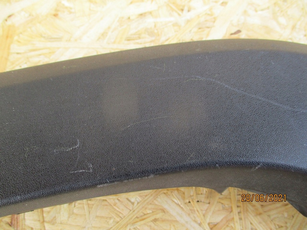 фото №8, Toyota rav4 v молдинг крила лівий перед 18-