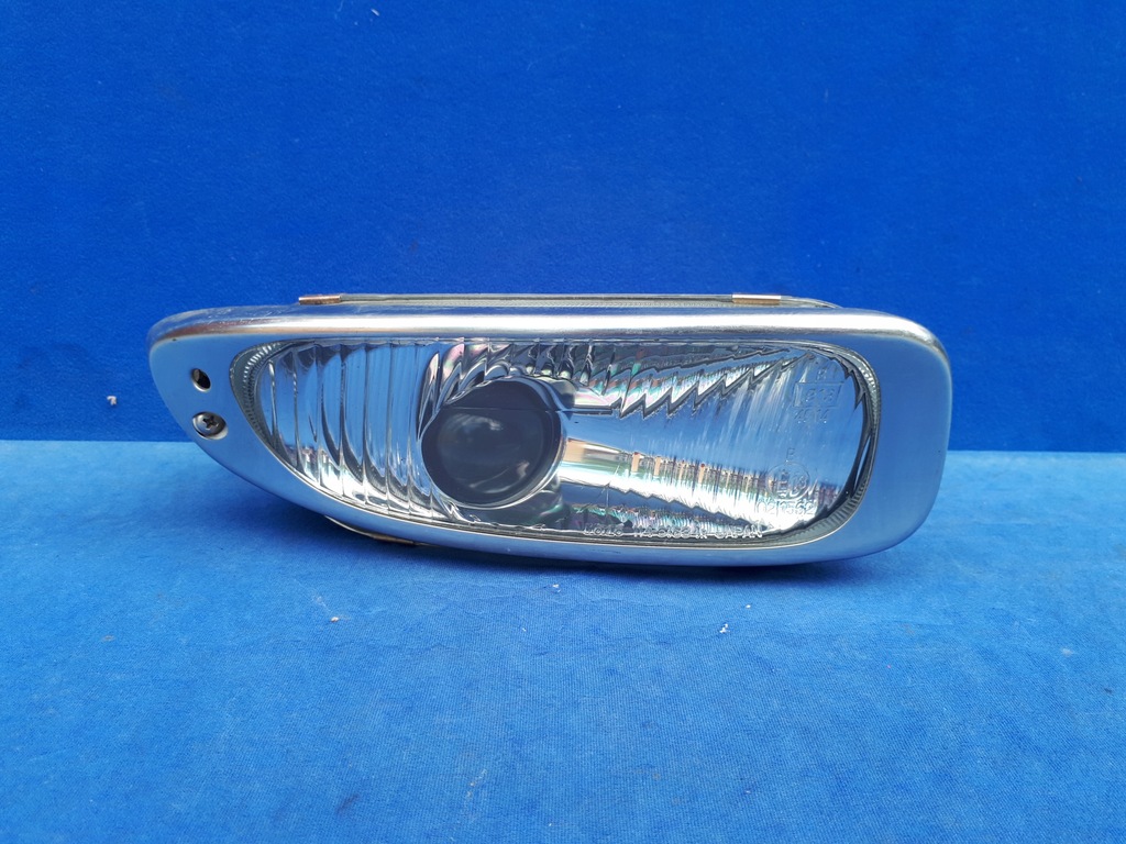 фото №1, Mazda xedos 6 1992-1999 92-99 противотуманная фара правый