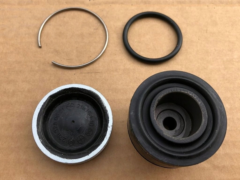 Подушка amora права ліва передня oś 2203202438 do klasa s sedan w220 v220 Оригінал