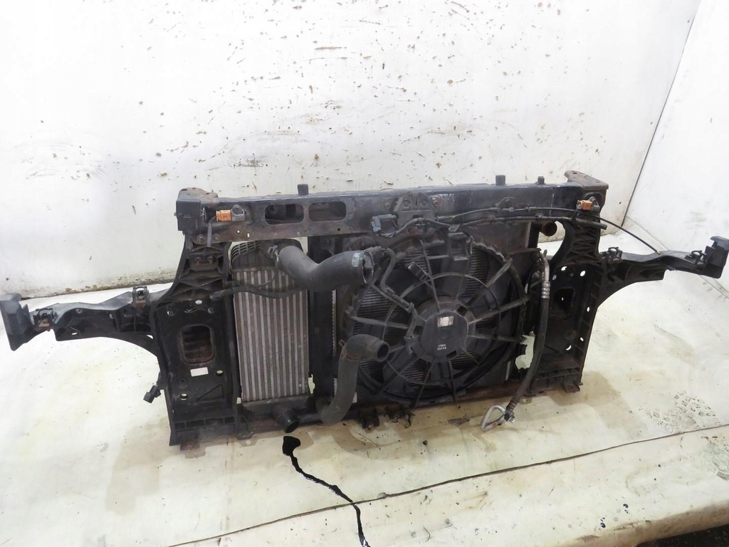 фото №8, Pas передний усилитель радиатор carens iv 1.7 crdi