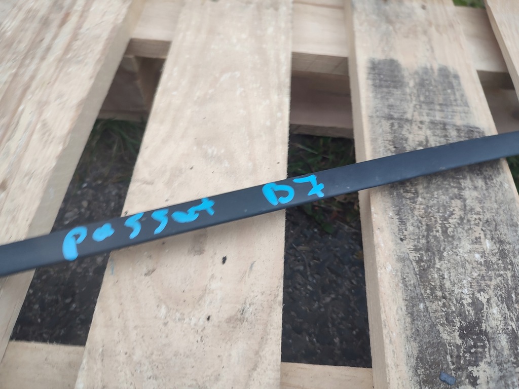 фото №9, Молдинг лобове скло volkswagen passat b7