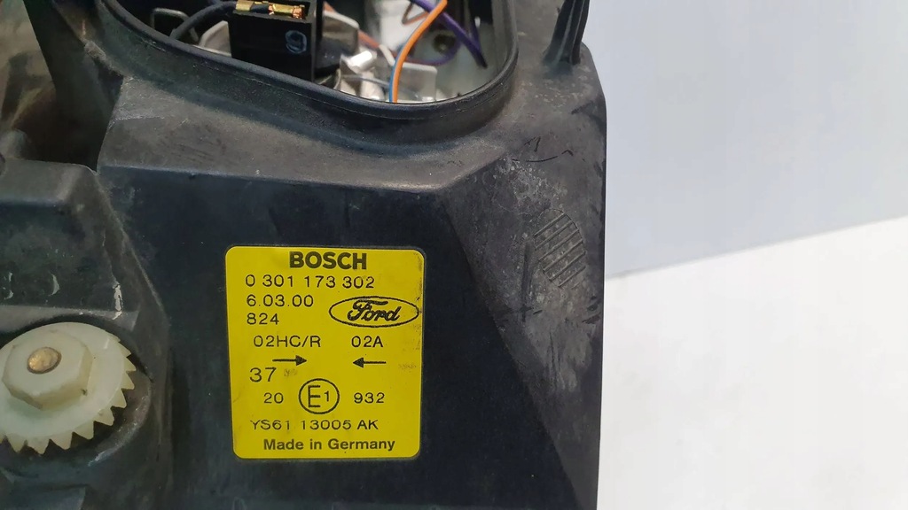 фото №7, Лампа перед правая ys6113005ak ford fiesta mk4