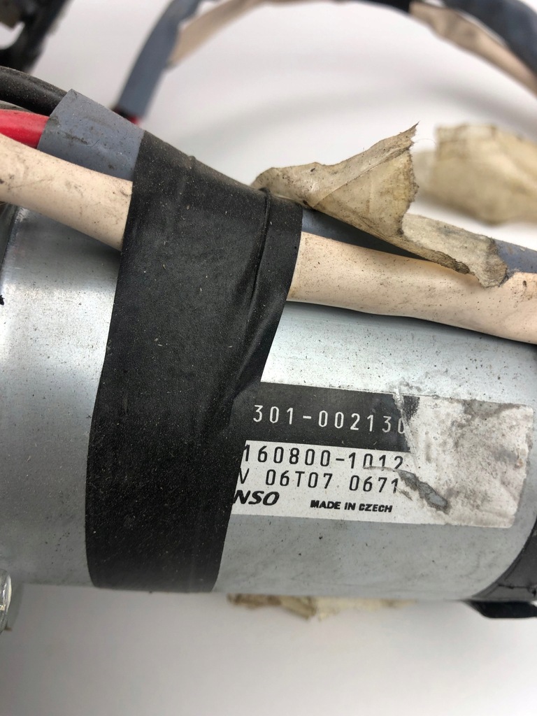 фото №5, Toyota yaris iii усилитель электрический колонка