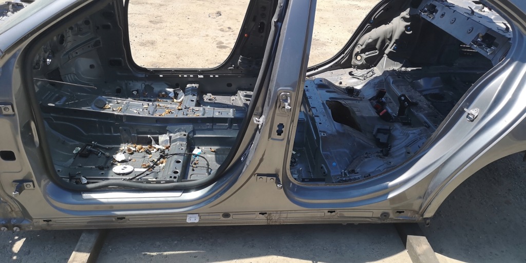 фото №1, Поріг блок двигуна середній лівий mercedes a-klasa w177 sedan