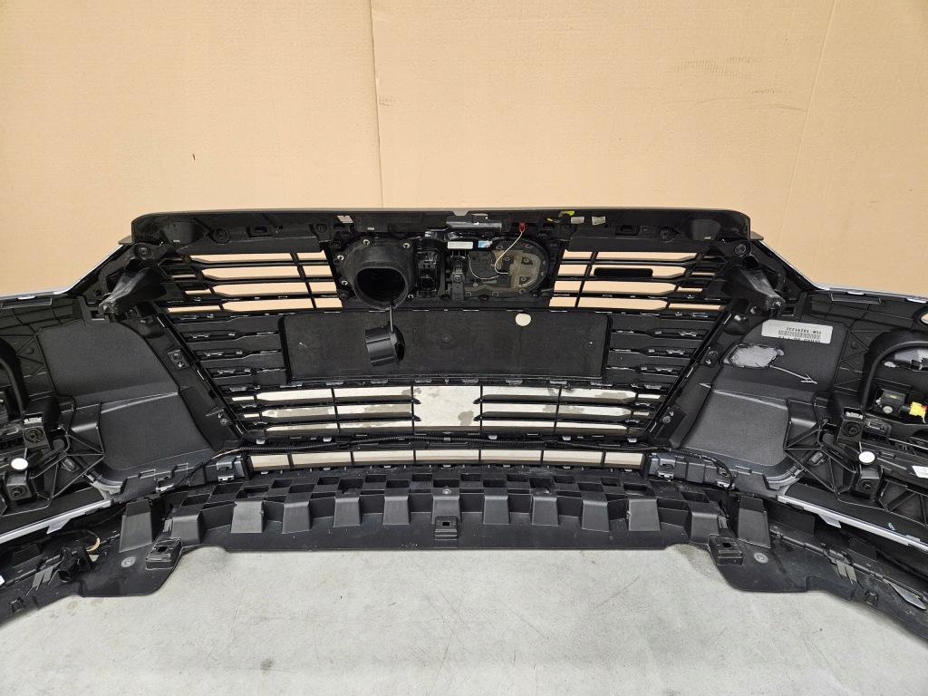 фото №9, Бампер перед audi a3 8v etron lift lz7g florettsilber kompletny оригінал