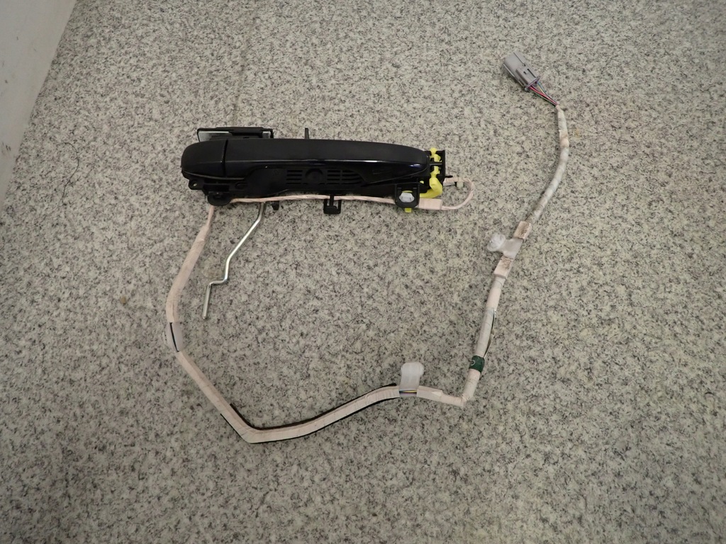 фото №1, Toyota iq 08-12 ручка наружная правая