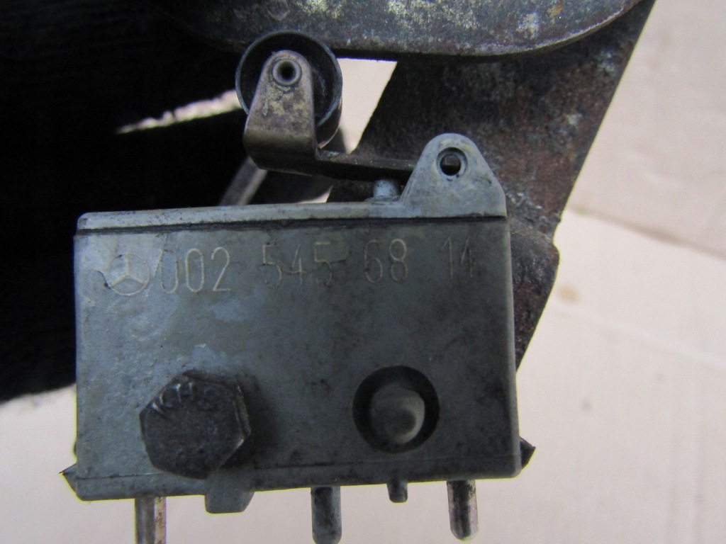 1 mercedes w124 w201 190 1.8 2.0 2.3 k-jet механізм троси тягa газу Доставка