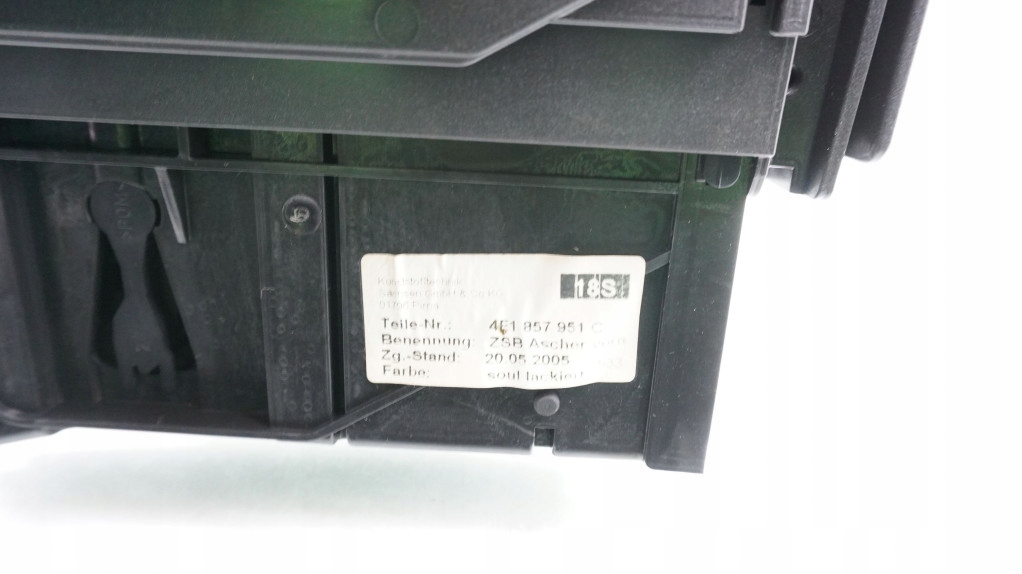 фото №9, Audi a6 c6 тунель середній попільничка 4f1864261