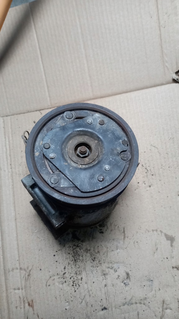 фото №1, Компрессор кондиционера renault megane scenic 02r