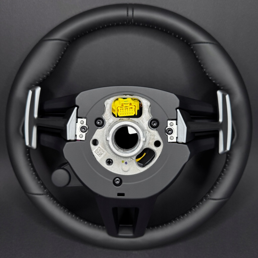 фото №11, Porsche 911 992 macan panamera cayenne повітропровід czarna шкіра nowa fv 36cm