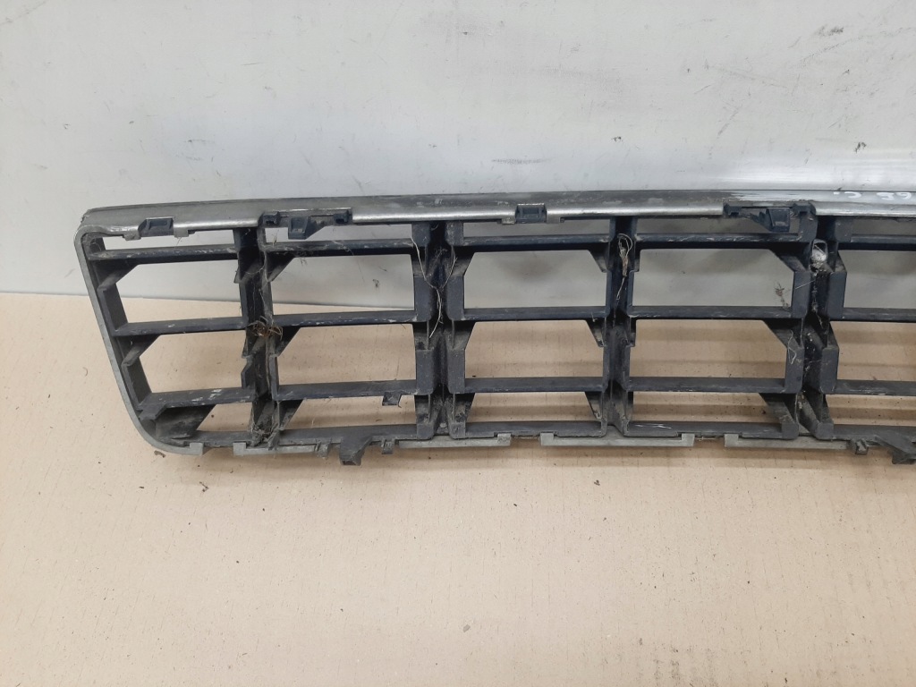 фото №8, Решітка нижня бампера хром audi a4 b6 cabrio 8h0807647