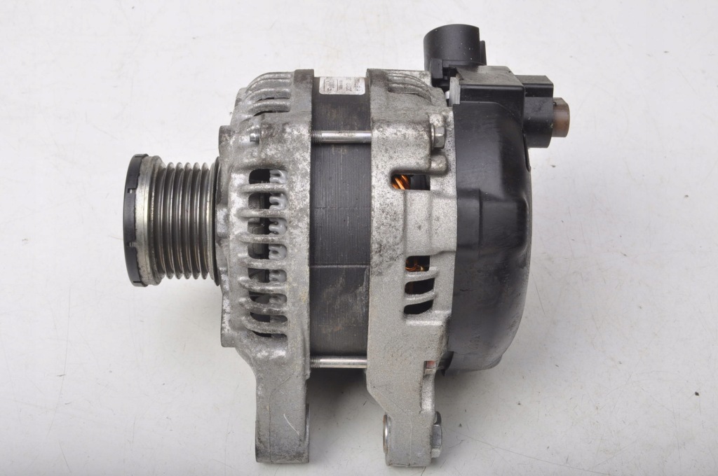 Ford fiesta mk8 1.0 генератор hibt-10300-ec Цена