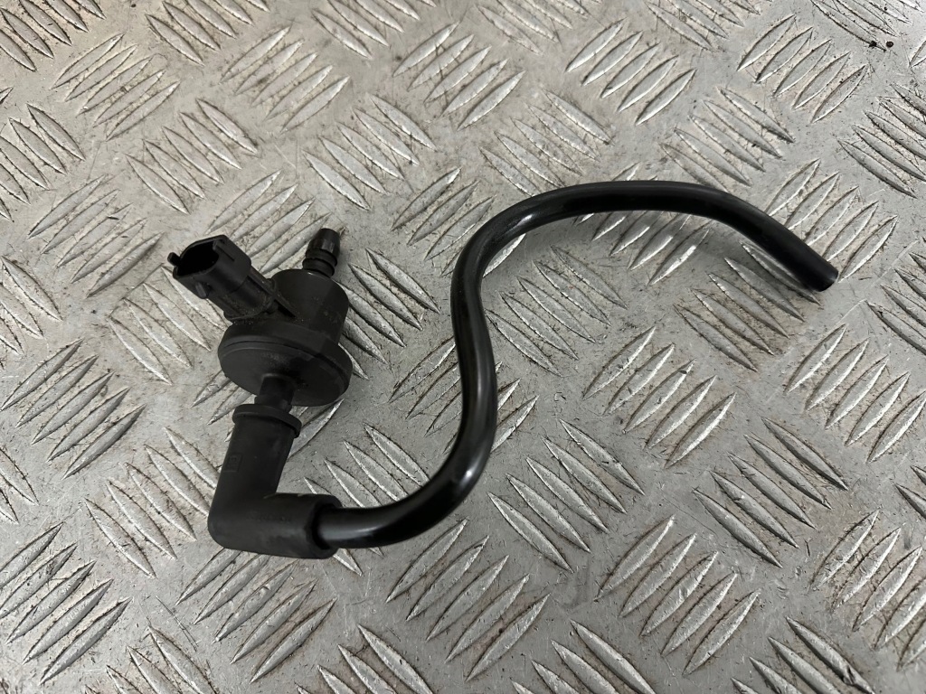 Opel signum 1.8 16v клапан вентиляційний пального 55353802 Недорого