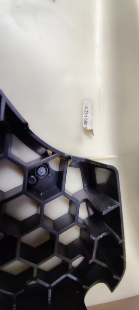 фото №8, Mercedes w211 защита стойка правая a2116908026