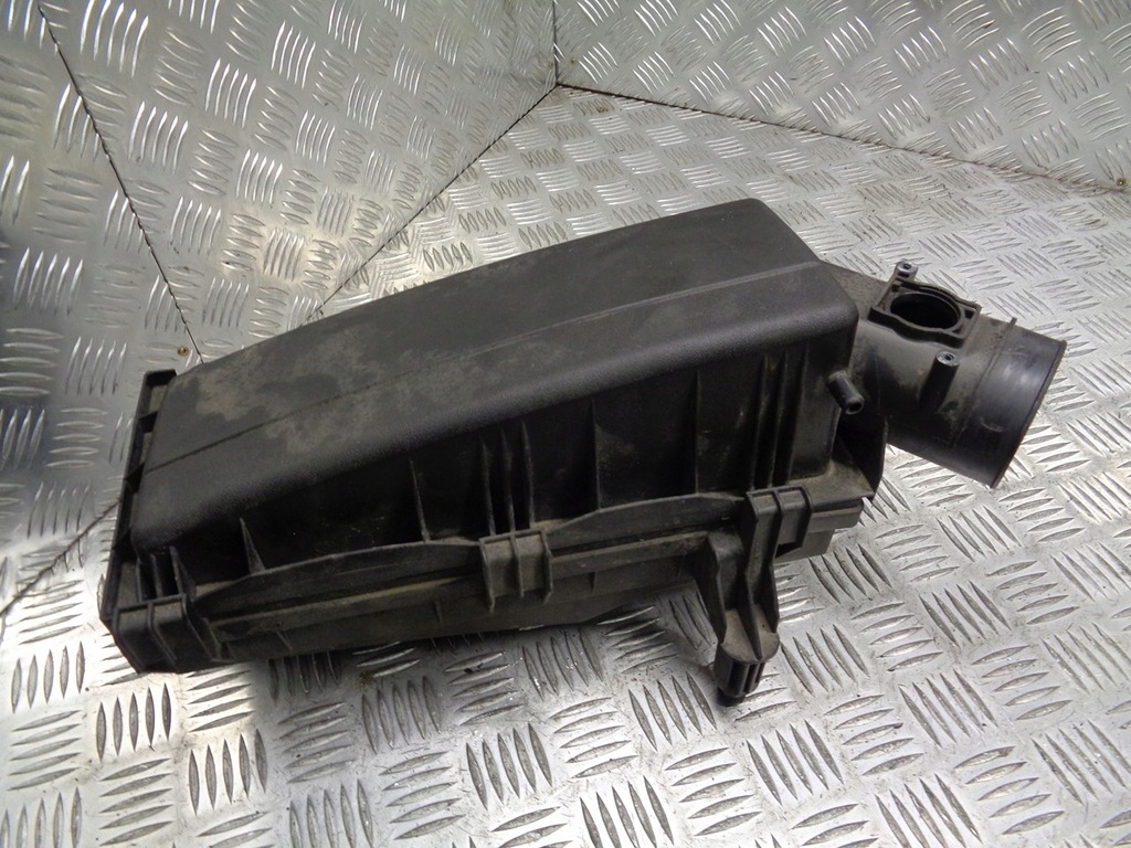 фото №1, Ford оригінальний номер 1s71-9600-dd корпус фільтра повітря