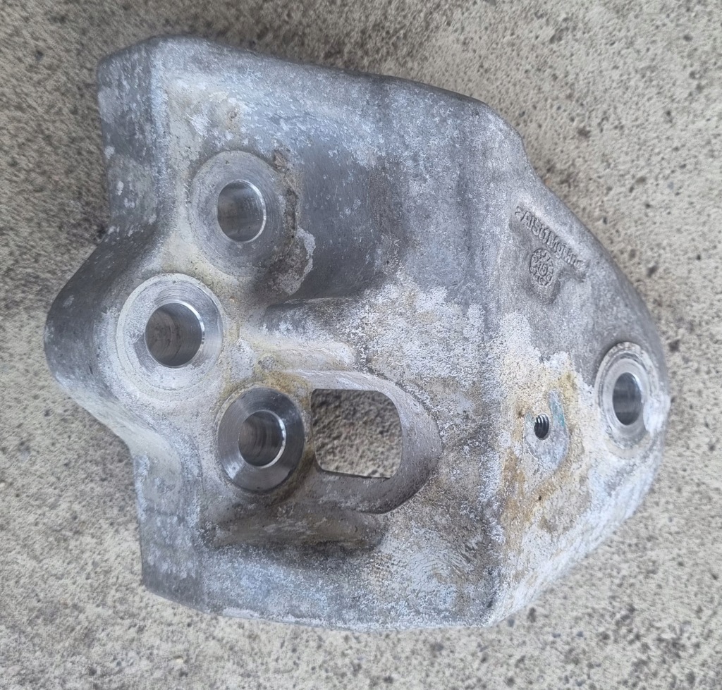 фото №4, Ford ecosport 1.0 ecoboost кронштейн кронштейн двигателя